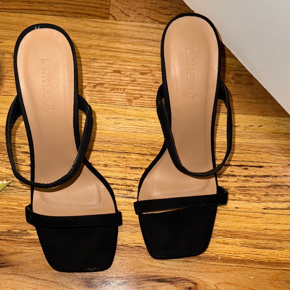 BAMBOO Women's Black Open-Toe Heels